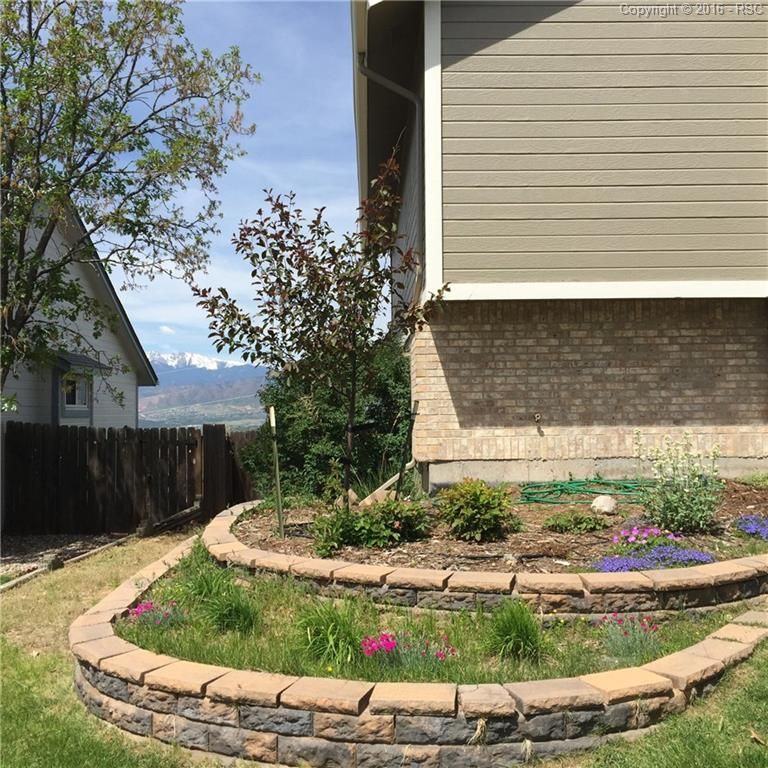 7388 Liberty Bell Dr, Colorado Springs, CO 80920