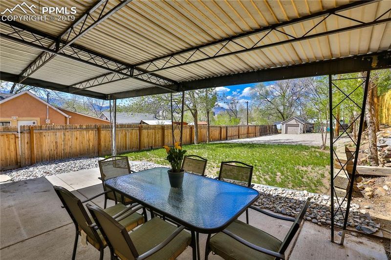 740 E Costilla St, Colorado Springs, CO 80903