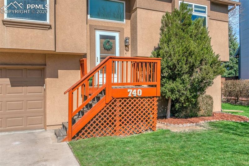 740 Derry Pl, Colorado Springs, CO 80918
