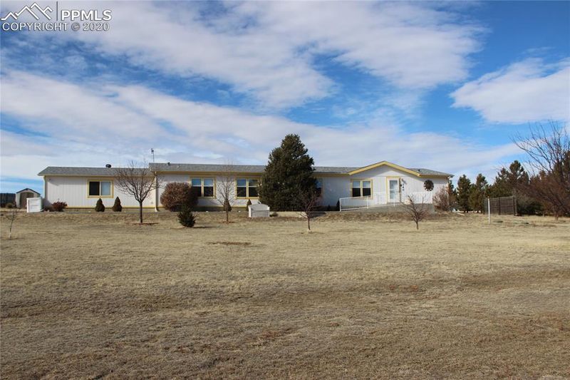 740 Loflin Rd, Colorado Springs, CO 80930