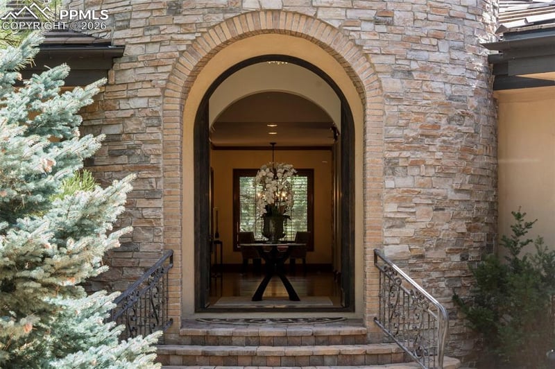 740 Silver Oak Grv, Colorado Springs, CO 80906