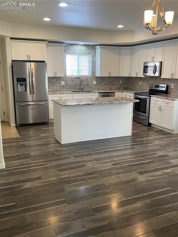 740 N Walnut St, Colorado Springs, CO 80905