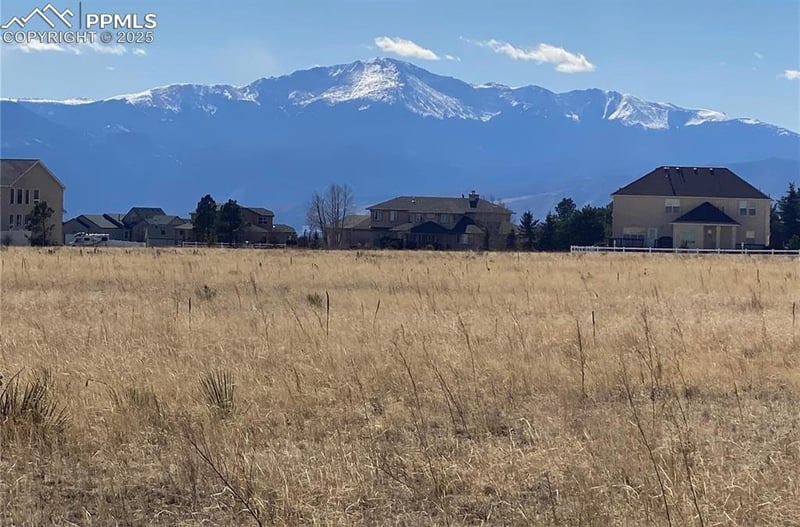 7405 Loch Fyne Ln, Colorado Springs, CO 80908