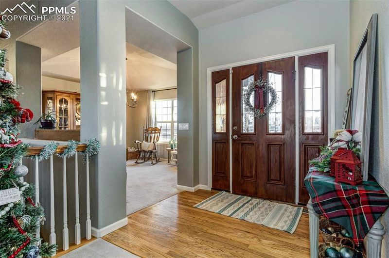 7405 Meadowpine Dr, Colorado Springs, CO 80908