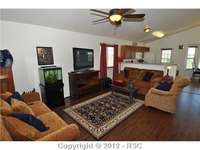 7405 Sun Prairie Dr, Colorado Springs, CO 80925