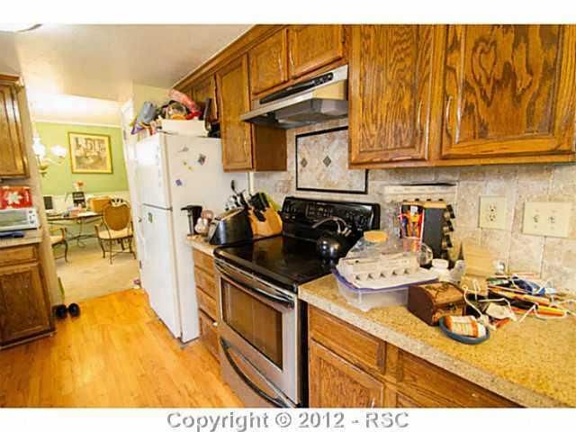 741 Georgetown Ln, Colorado Springs, CO 80919
