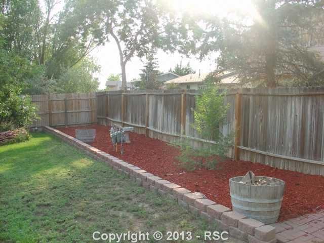 7410 Painted Rock Dr, Colorado Springs, CO 80911