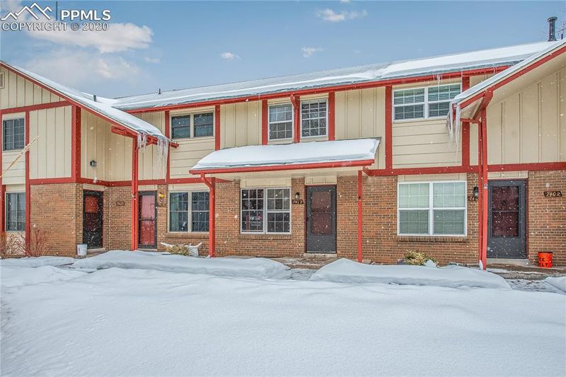 7412 S Zephyr Ct, Littleton, CO 80128