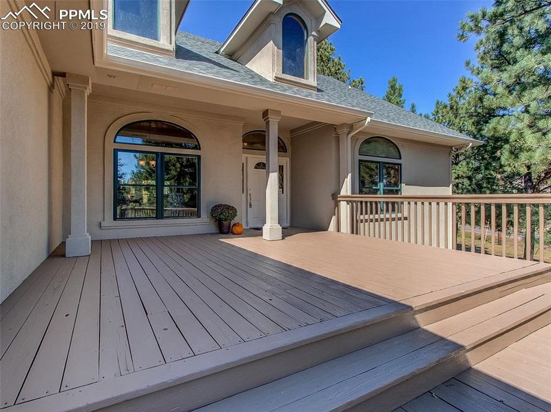 7419 Shrine Rd, Larkspur, CO 80118