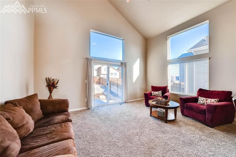7420 Willowdale Dr, Fountain, CO 80817