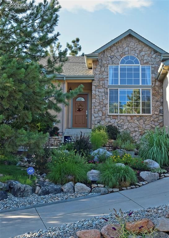 7420 Winding Oaks Dr, Colorado Springs, CO 80919