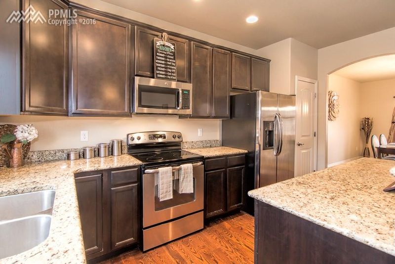 7422 Araia Dr, Fountain, CO 80817