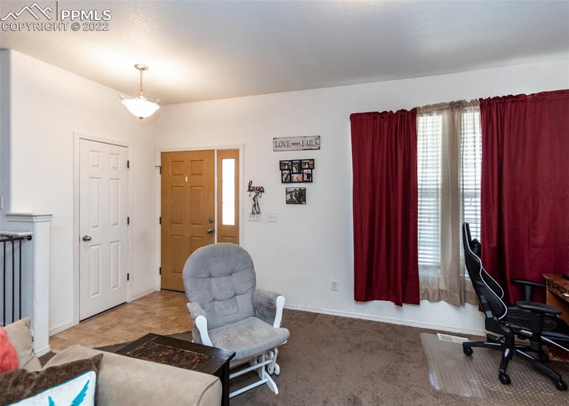 7423 Countryside Grv, Fountain, CO 80817