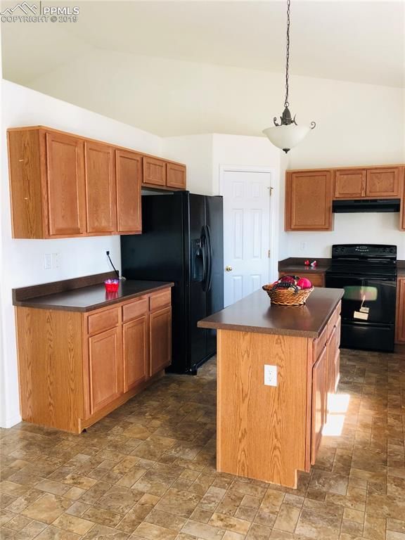 7423 Willow Pines Pl, Fountain, CO 80817