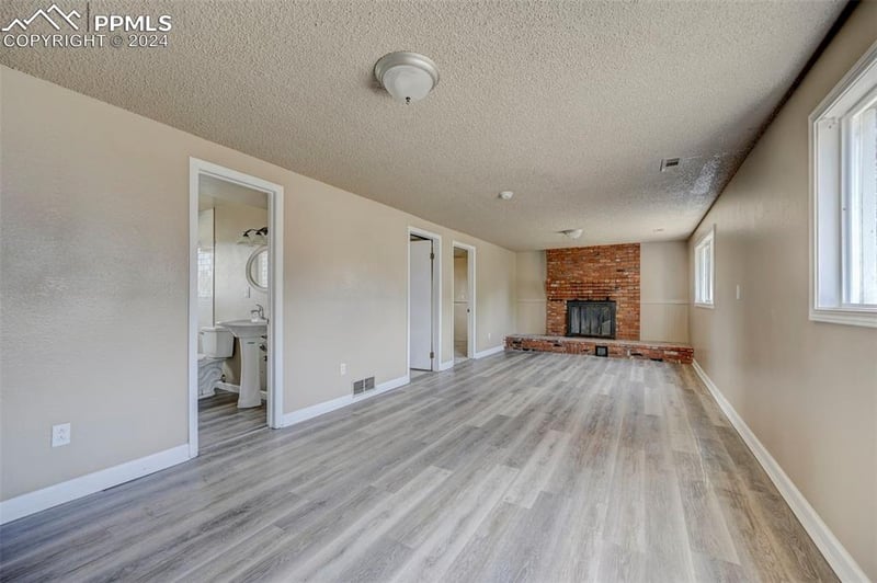 7425 Fortman Ave, Colorado Springs, CO 80817