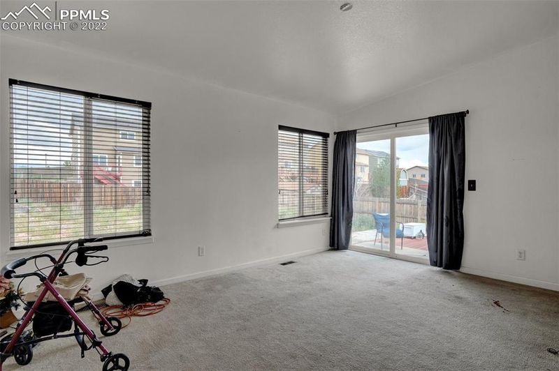 7425 Waterside Dr, Colorado Springs, CO 80925