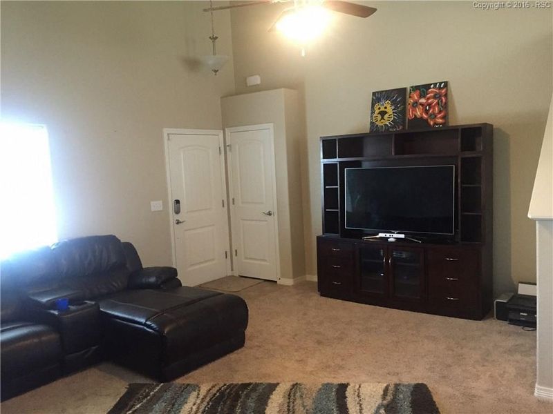7426 Willowdale Dr, Fountain, CO 80817