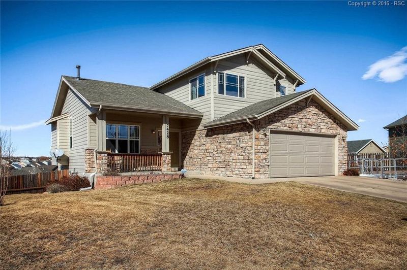 7428 Straggler Cir, Colorado Springs, CO 80922