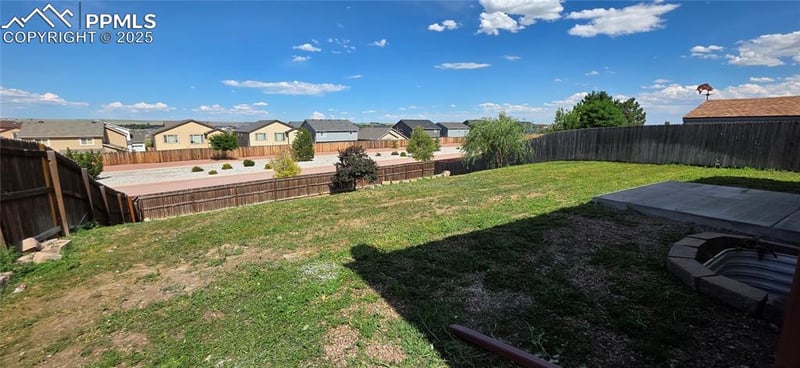 7429 Sun Prairie Dr, Colorado Springs, CO 80925