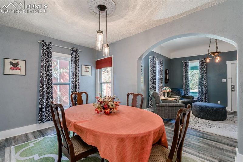 743 E Cimarron St, Colorado Springs, CO 80903