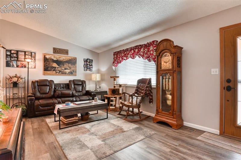 7430 Sneffels St, Colorado Springs, CO 80911