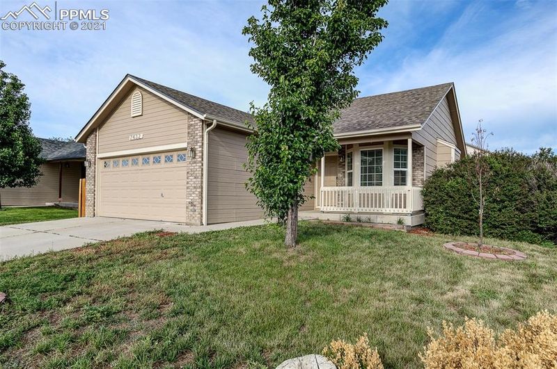 7432 Silver Bow Dr, Colorado Springs, CO 80925