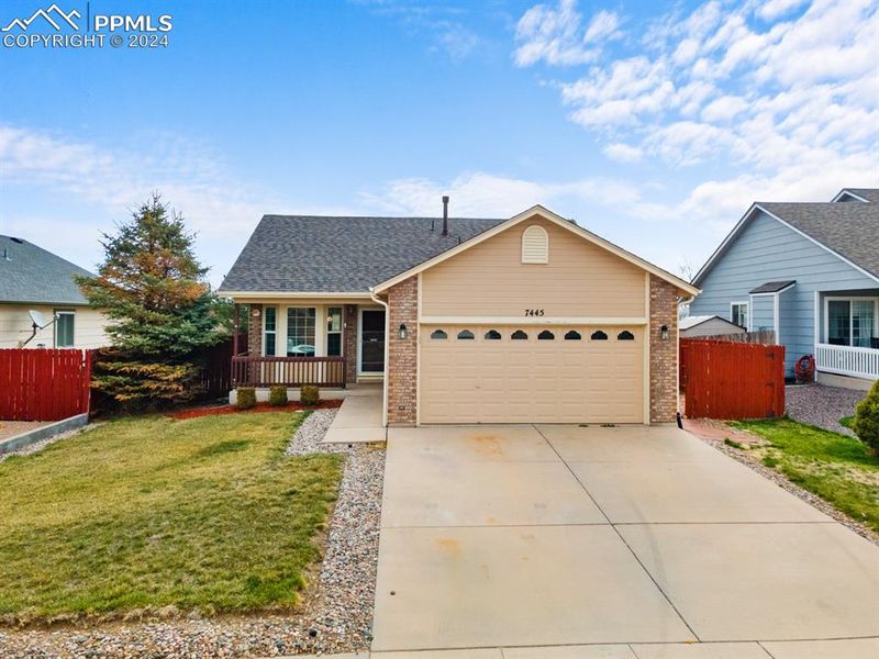 7445 Farmcrest Rd, Colorado Springs, CO 80925