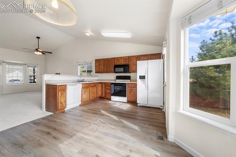 7445 Farmcrest Rd, Colorado Springs, CO 80925