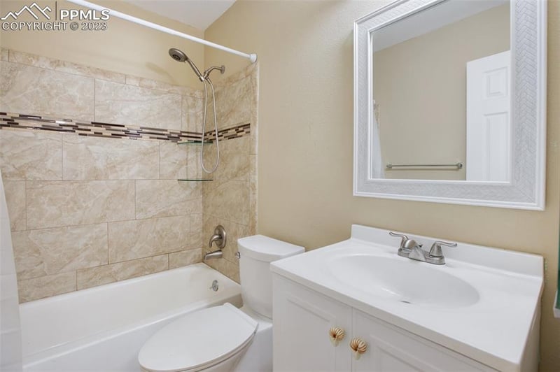 7445 Vineland Trl, Colorado Springs, CO 80911