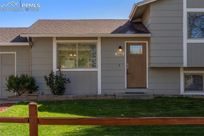 7445 Woodstock St, Colorado Springs, CO 80911