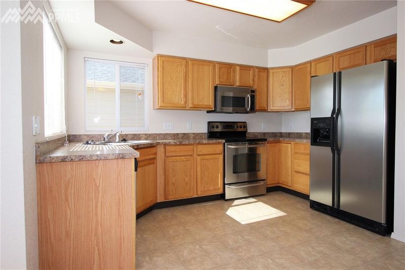 7446 Flathead Lake Dr, Colorado Springs, CO 80923