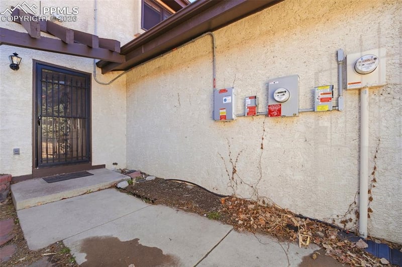 7448 Alameda Ct, Colorado Springs, CO 80920
