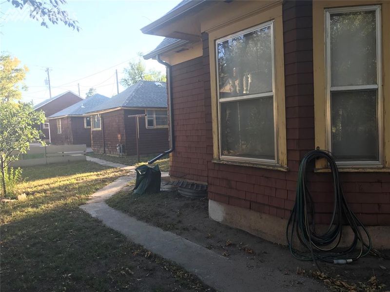 745 E Cimarron St, Colorado Springs, CO 80903