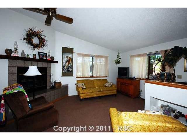 745 W Espanola St, Colorado Springs, CO 80907