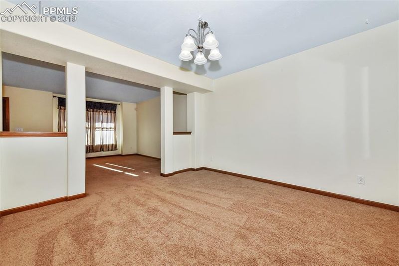 745 Stargate Dr, Colorado Springs, CO 80911