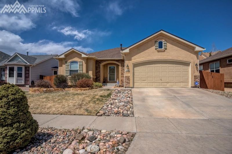 7452 Amberly Dr, Colorado Springs, CO 80923