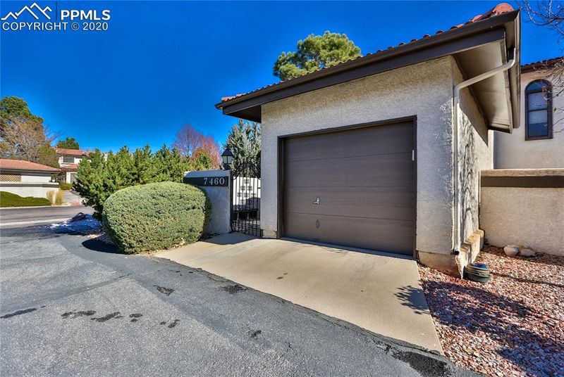 7460 Lomas Ct, Colorado Springs, CO 80920