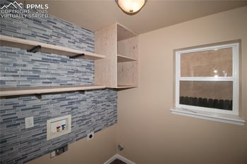 7465 Sun Prairie Dr, Colorado Springs, CO 80925