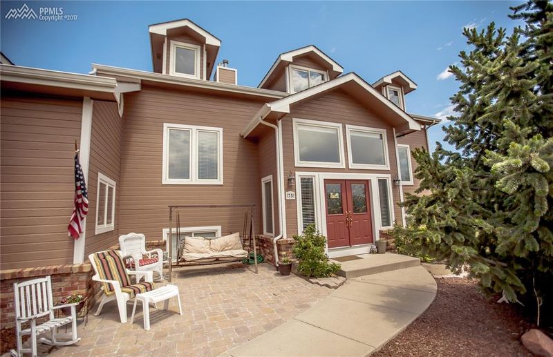 75 Wuthering Heights Cir, Colorado Springs, CO 80921