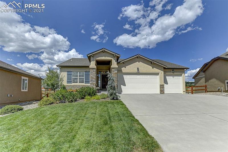 750 Sally Hill Ct, Monument, CO 80132