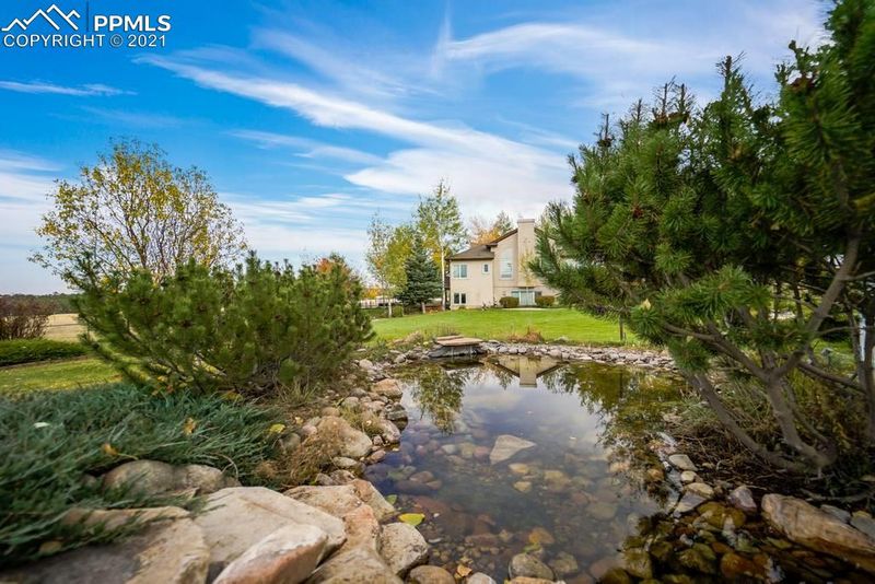 7505 E Palmer Divide Ave, Larkspur, CO 80118