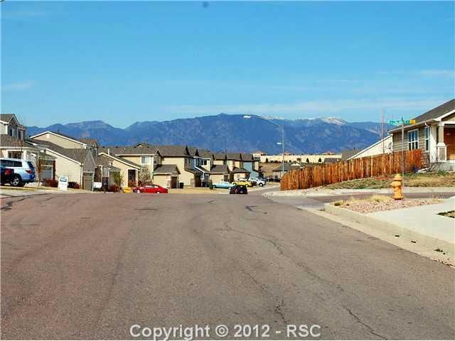 7515 Dobbs Dr, Fountain, CO 80817