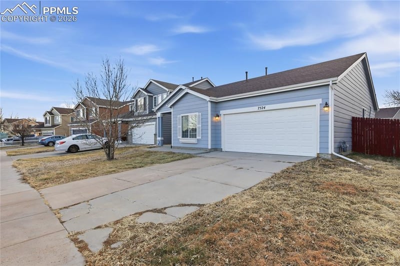 7524 Barn Owl Dr, Fountain, CO 80817