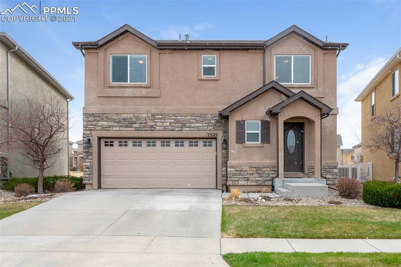 7525 Stetson Highlands Dr, Colorado Springs, CO 80923