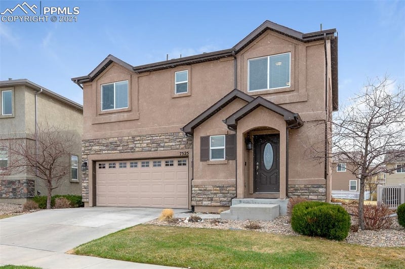 7525 Stetson Highlands Dr, Colorado Springs, CO 80923