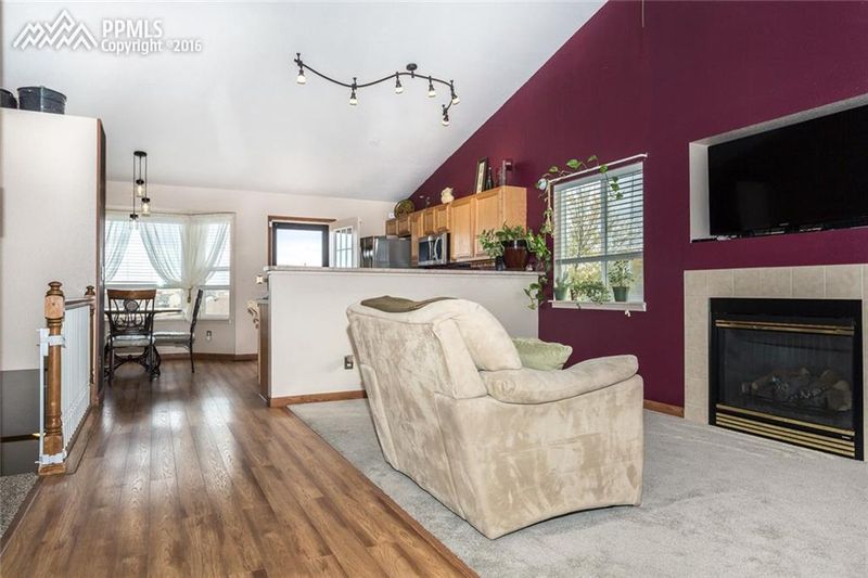 7527 Sailwind Dr, Colorado Springs, CO 80925