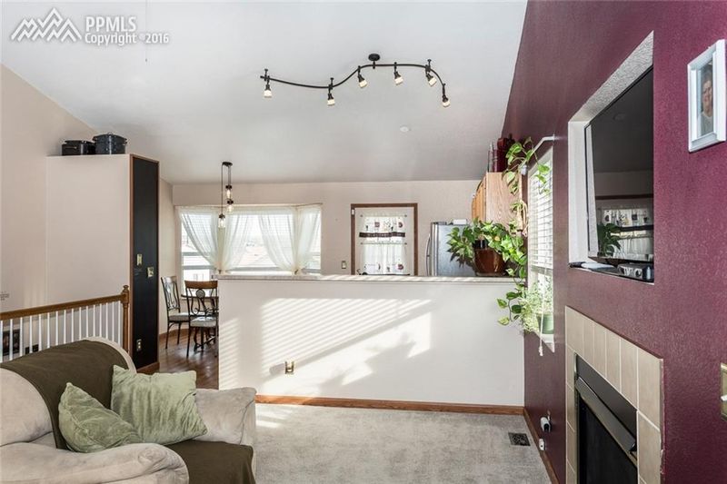 7527 Sailwind Dr, Colorado Springs, CO 80925