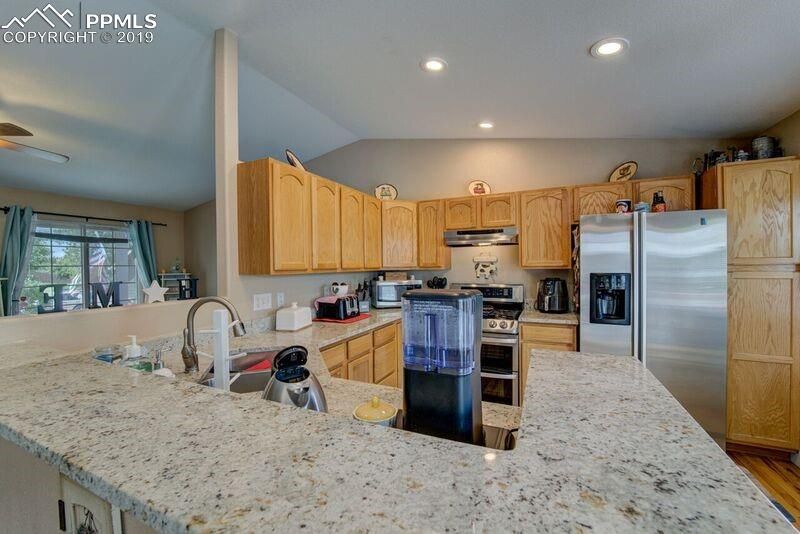 7527 Willowind Dr, Colorado Springs, CO 80922