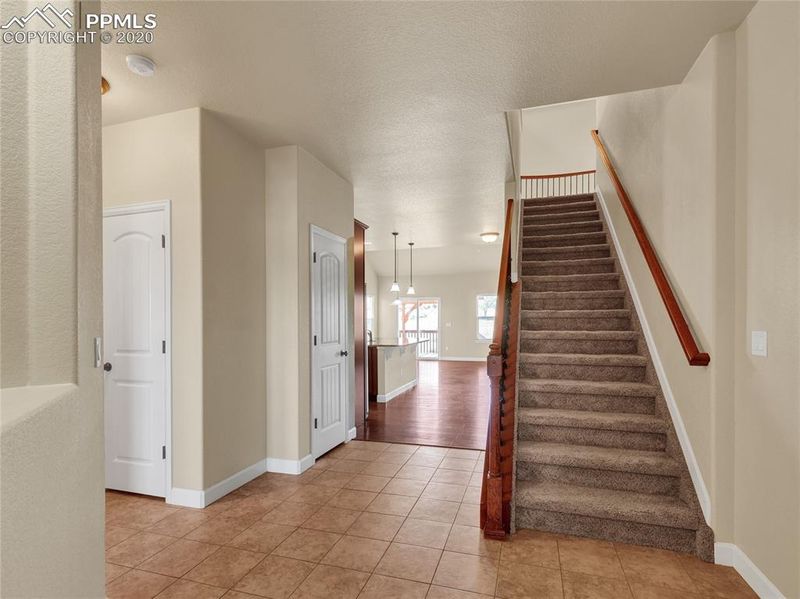 7532 Waterside Dr, Colorado Springs, CO 80925