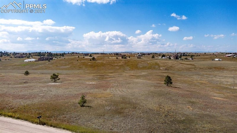 7550 Wilderness Dr, Colorado Springs, CO 80908